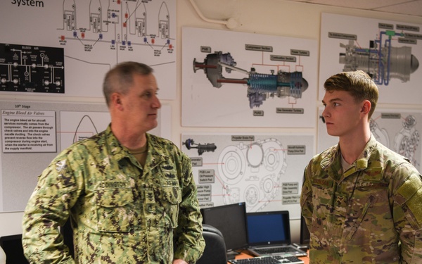Fleet Master Chief Addington Visits 352 SOW