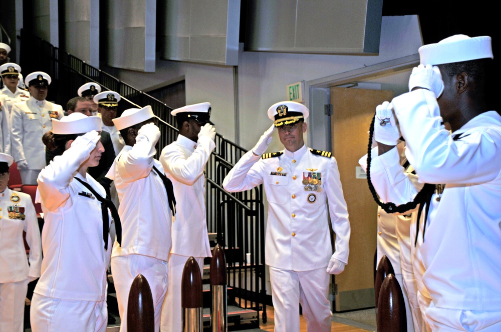 Navy Recruiting District Miami Changes Command