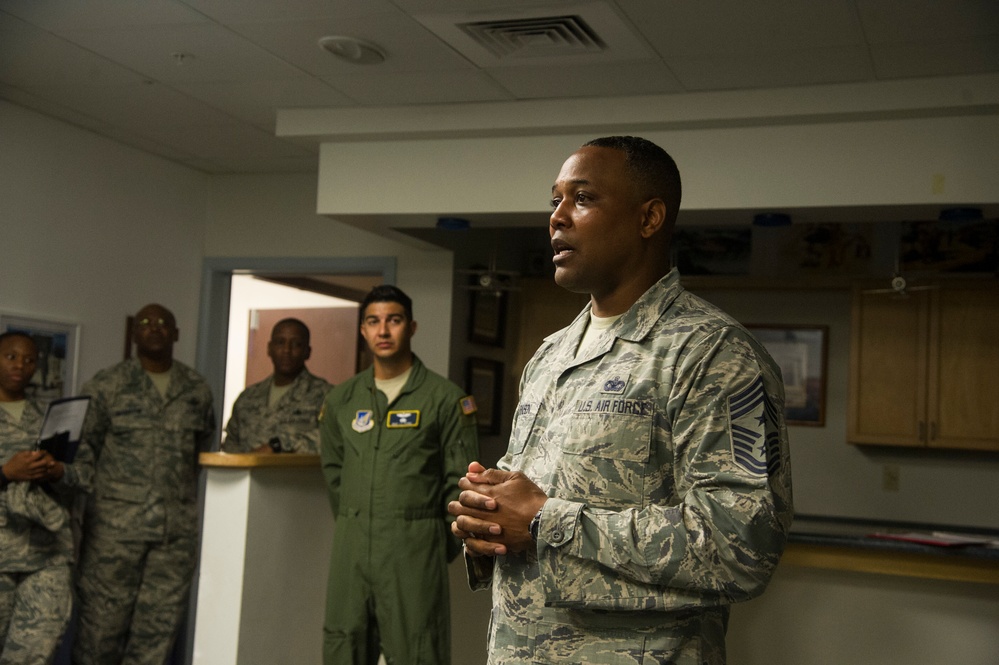 15th Wing welcomes PACAF command chief during immersion tour