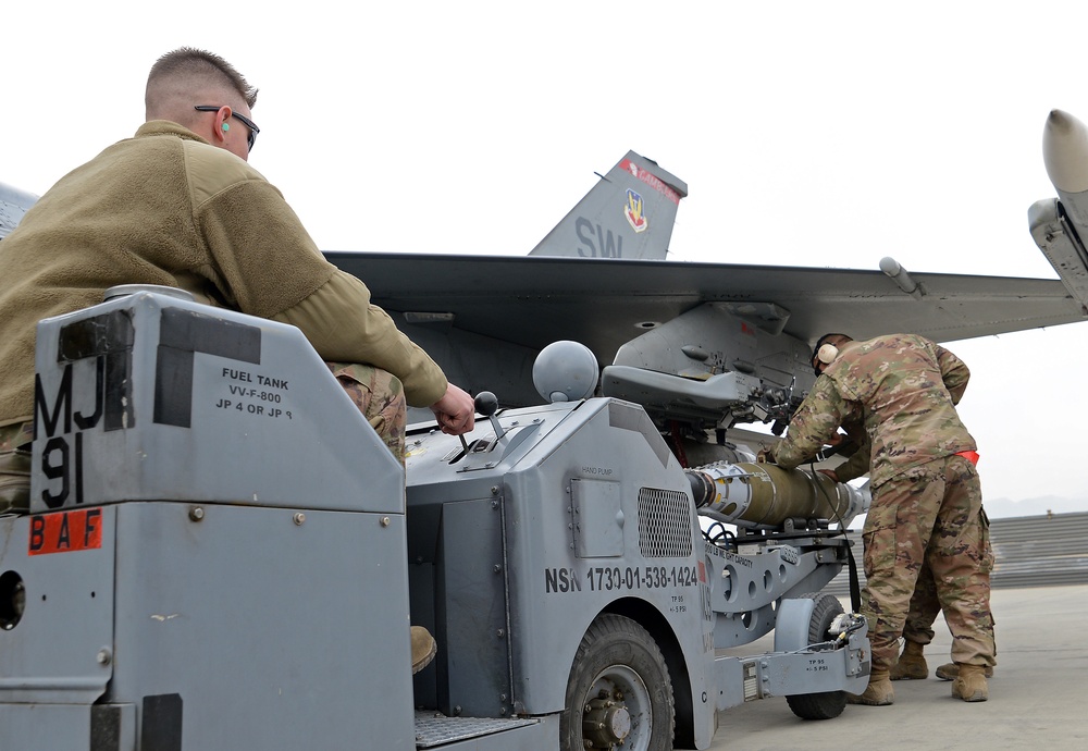 Deployed EAMXS Airman keeps bombs on targets