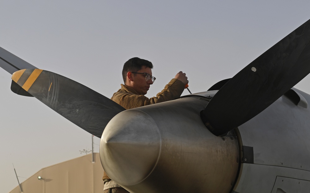 MQ-9 Reaper take off and maintenance