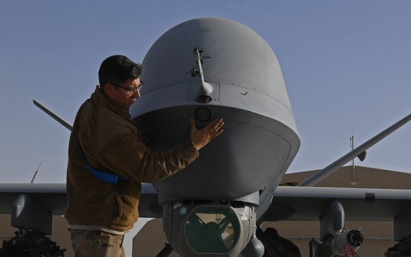MQ-9 Reaper take off and maintenance