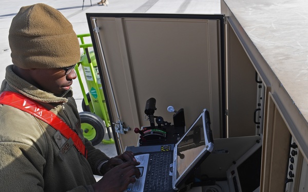 MQ-9 Reaper take off and maintenance