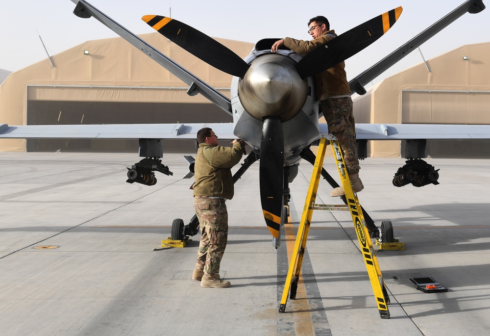 MQ-9 Reaper take off and maintenance