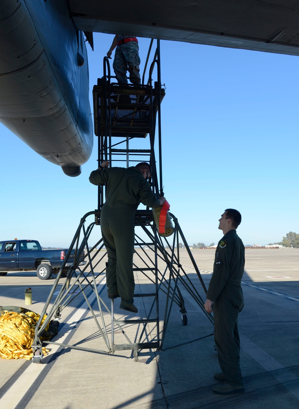 Deployed bomber stops at Morón Air Base