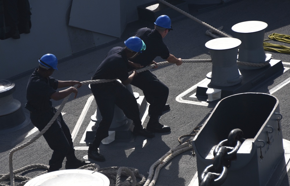 USS Anchorage Departs for NASA URT Mission