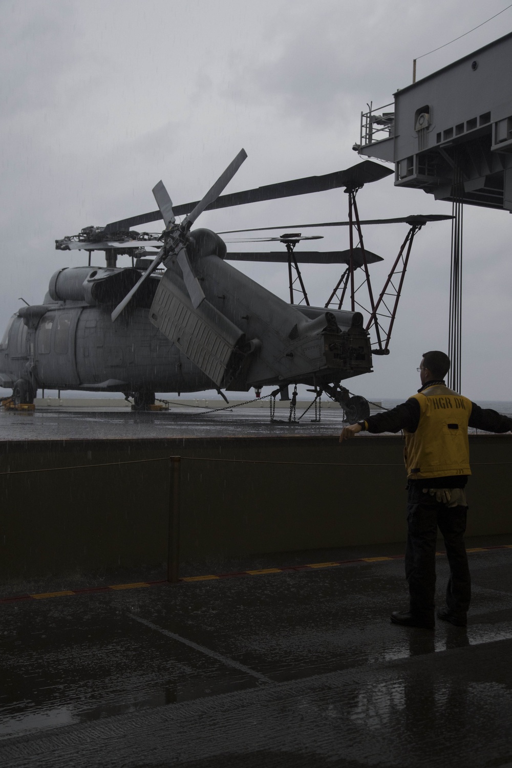 Aircraft Transport to Hangar