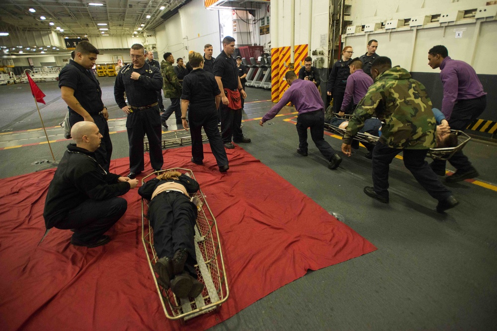 Sailors Conduct Mass Casualty Drill