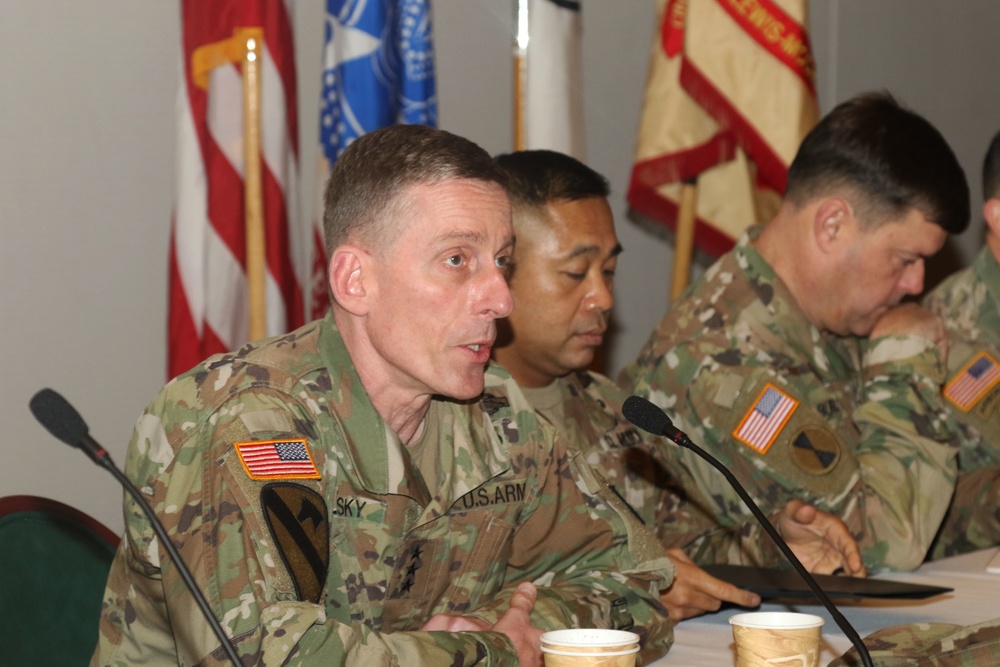 Lt. Gen. Gary Volesky hosts open forum on Joint Base Lewis-McChord