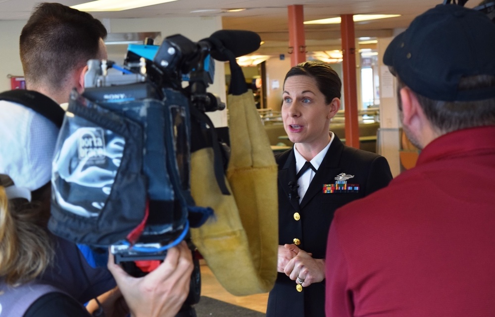 Life-Saving Effort by Navy Nurse Recognized by Washington State Ferry