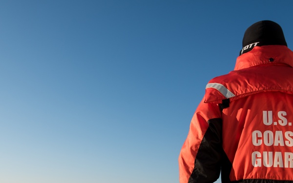 Coast Guard continues to break ice on the Connecticut River