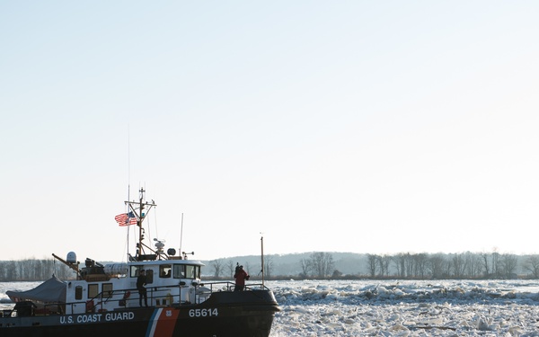 Coast Guard continues to break ice on the Connecticut River