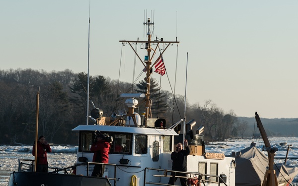 Coast Guard continues to break ice on the Connecticut River