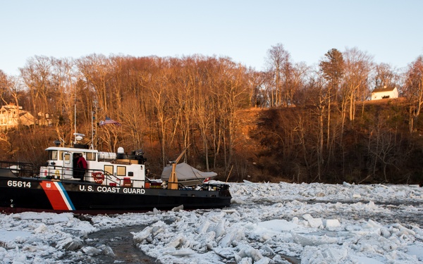 Coast Guard continues to break ice on the Connecticut River