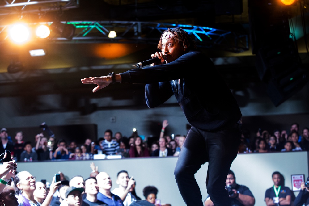 All Things Work Together | Lecrae performs for service members, families in Okinawa