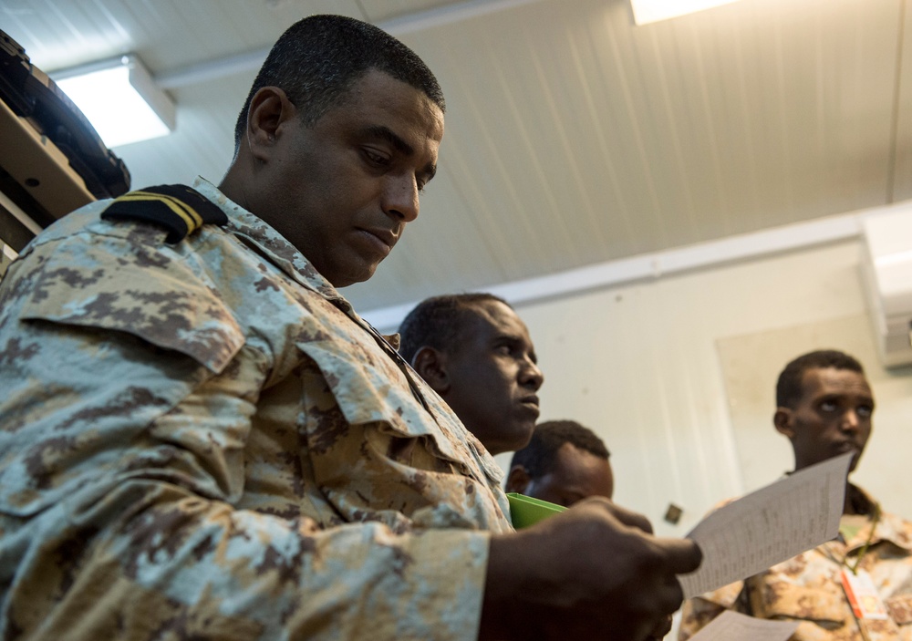 CJTF-HOA shares communications expertise with Djiboutian military partners