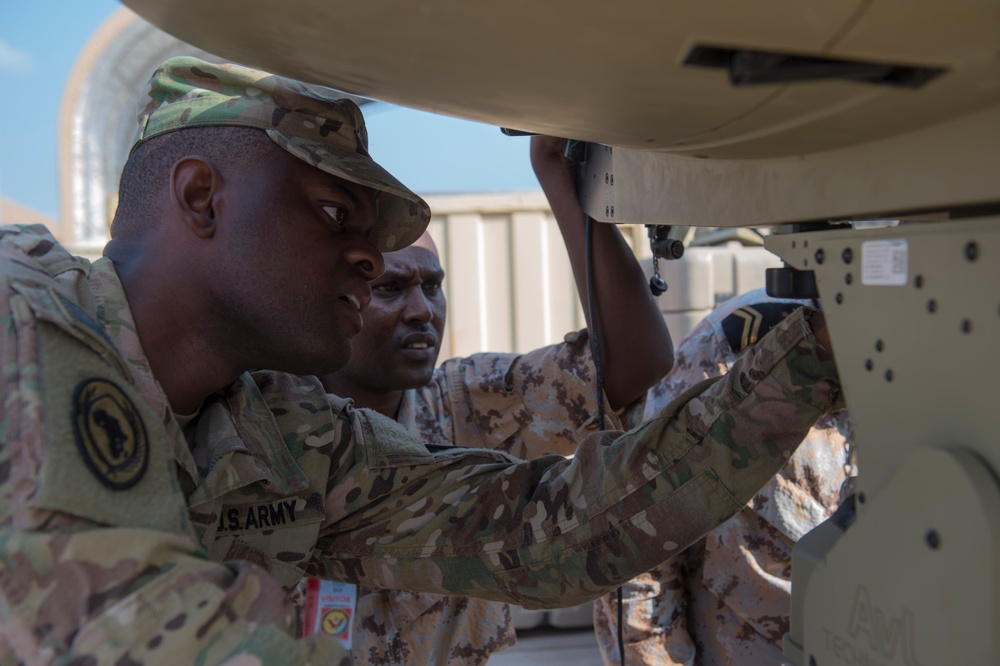 CJTF-HOA shares communications expertise with Djiboutian military partners
