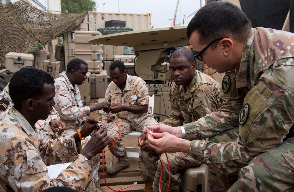 CJTF-HOA shares communications expertise with Djiboutian military partners