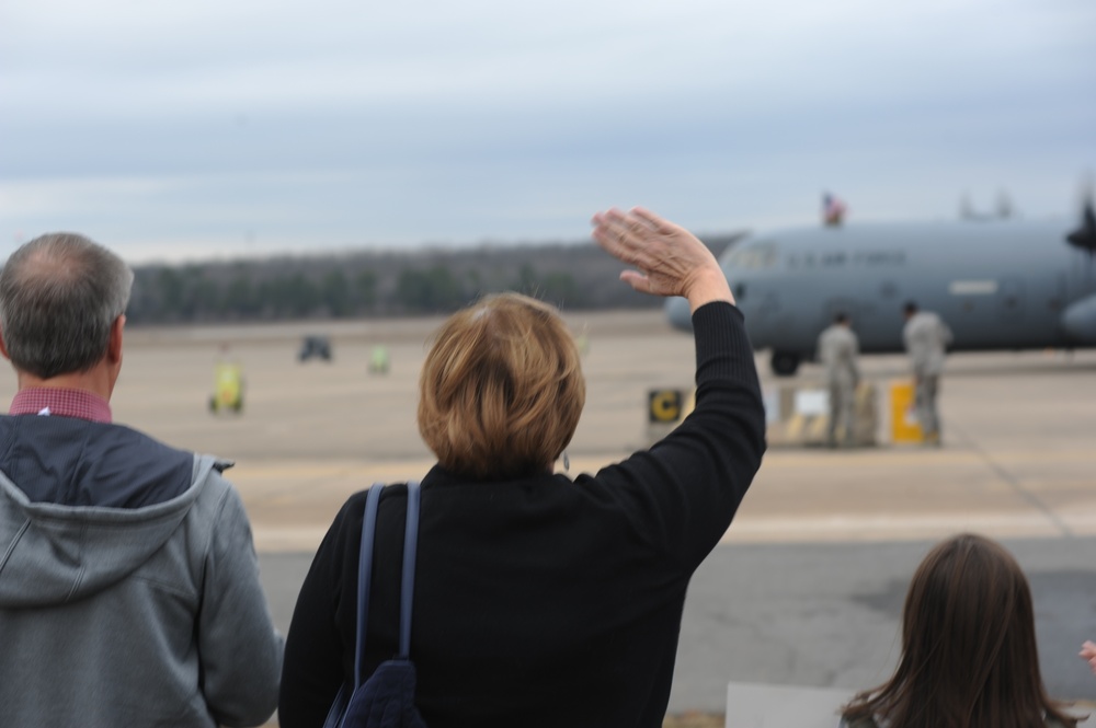 61st Airlift Squadron redeployers