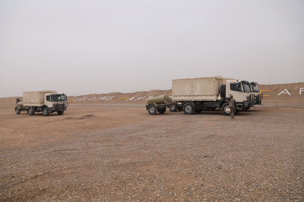 Iraqi Security Forces recieve mobility package from Coalition