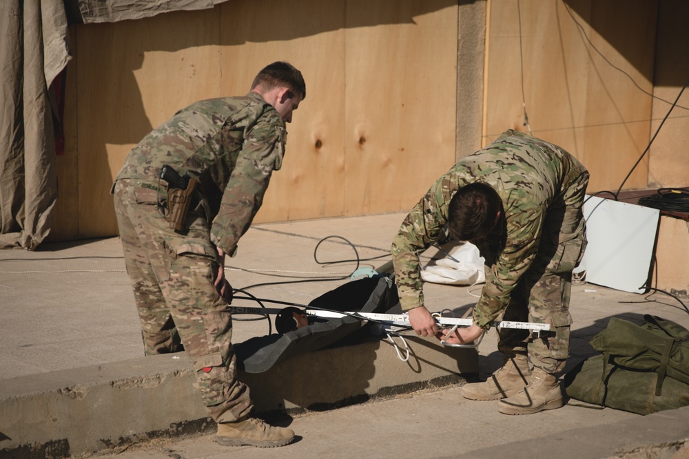 Communication antenna deployment