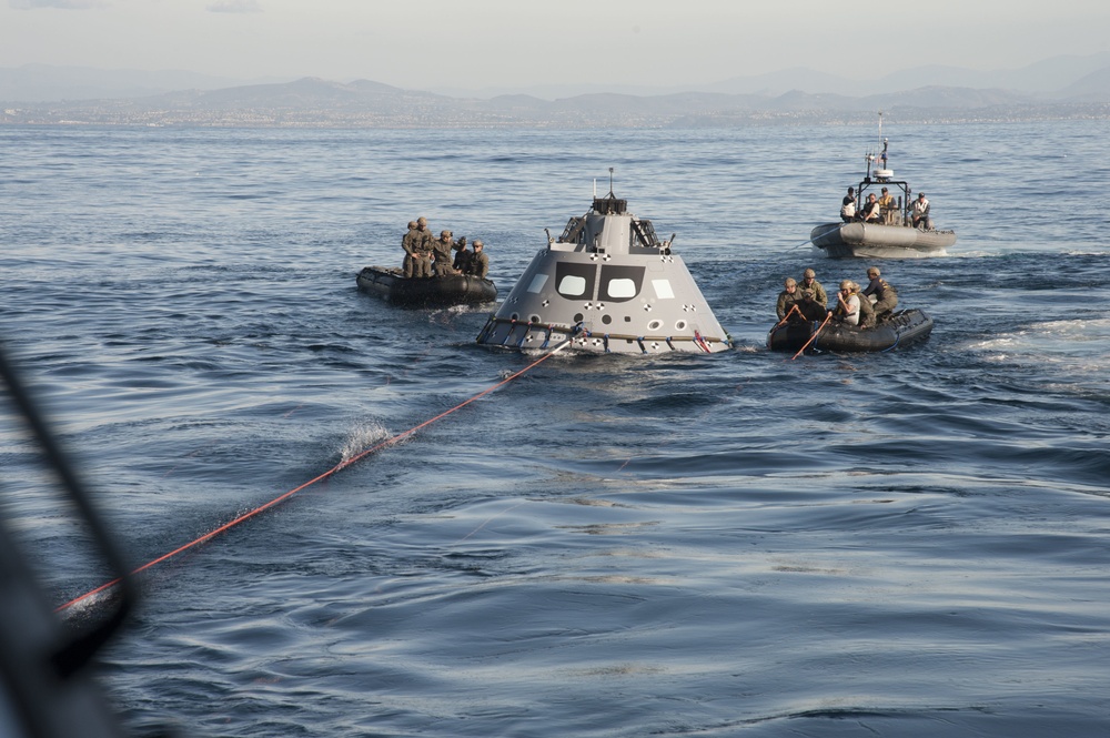 USS Anchorage (LPD 23) Retrieves the NASA Orion Test Article