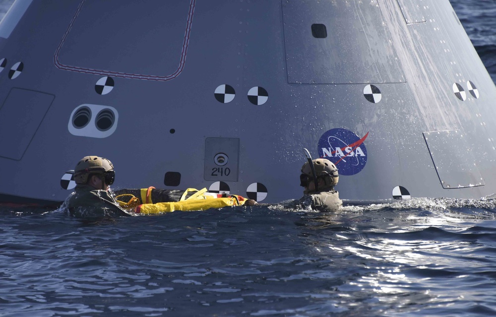 USS Anchorage (LPD 23) Retrieves the NASA Orion Test Article