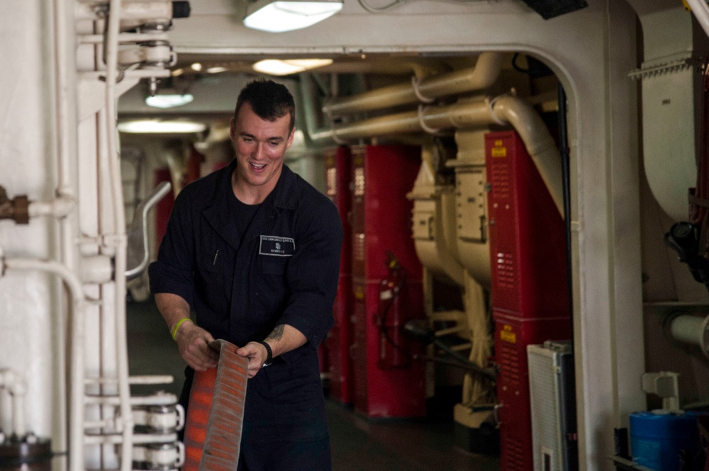 USS San Diego (LPD 22) Sailor Prepares for Flight Operations