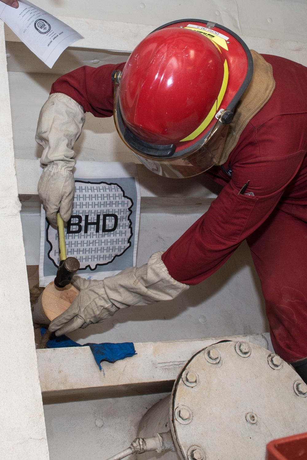 USS Bonhomme Richard's (LHD 6) flying squad conducts a ready-for-sea drill.