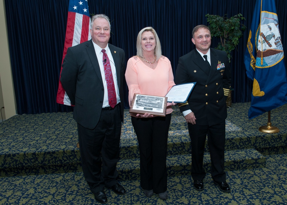 NSWC PCD Hosts 2017 Annual Awards Ceremony