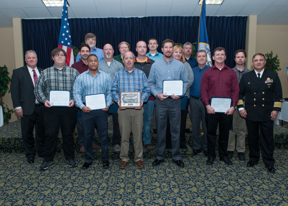 NSWC PCD Hosts 2017 Annual Awards Ceremony