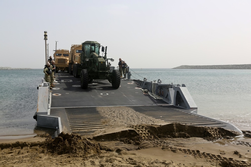 SPMAGTF-Native Fury conducts beach operations