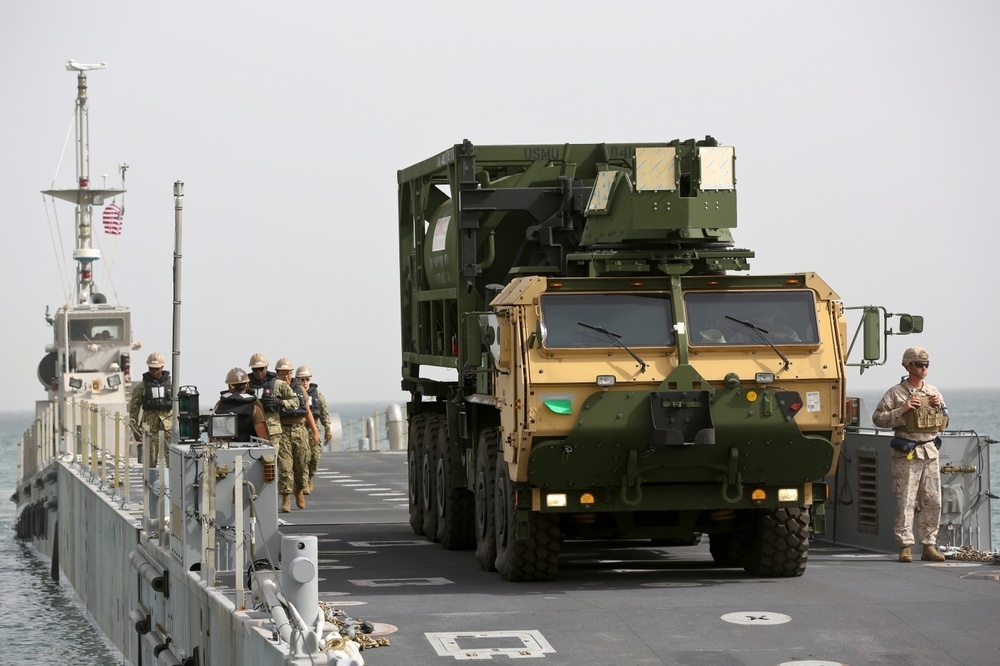 SPMAGTF-Native Fury conducts beach operations