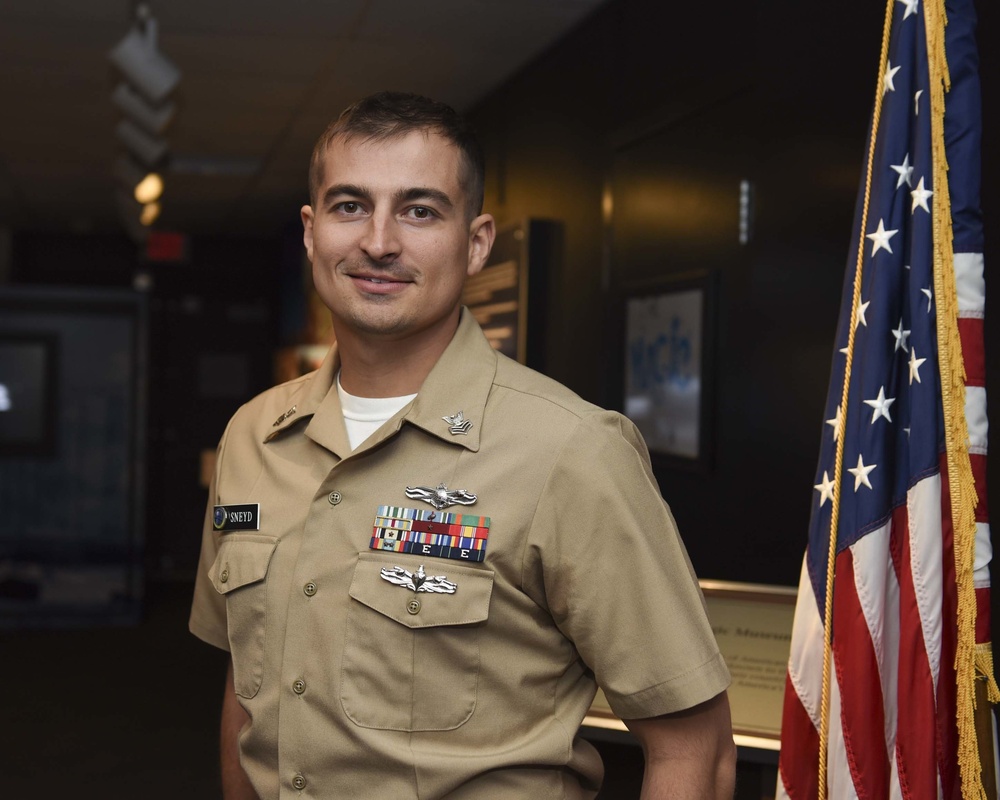 U.S. 10th Fleet Announces Sea, Shore Sailors of the Year