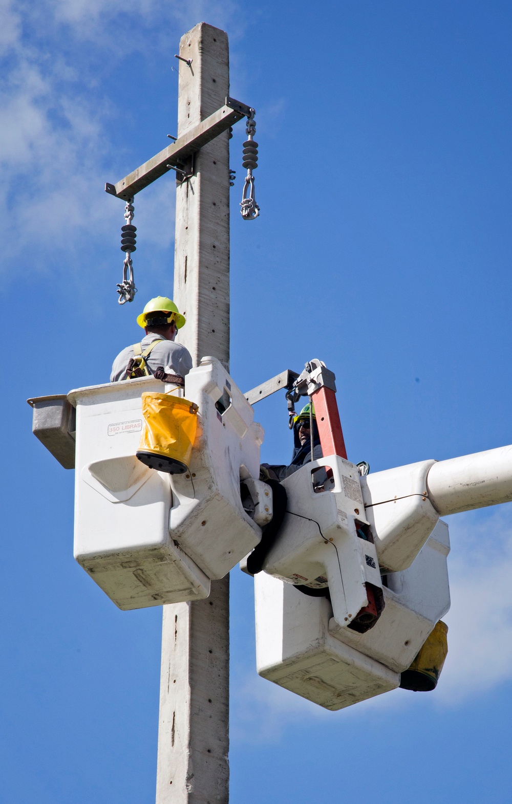 PREPA Brigade Restores Electric Power Grid Infrastructure