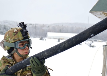 1ACB fuelers, crewmembers conduct Jump FARP training
