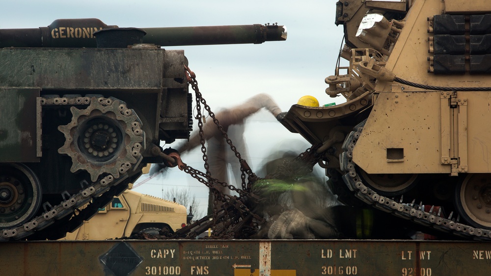 Marines load up tanks, equipment on train for exercise