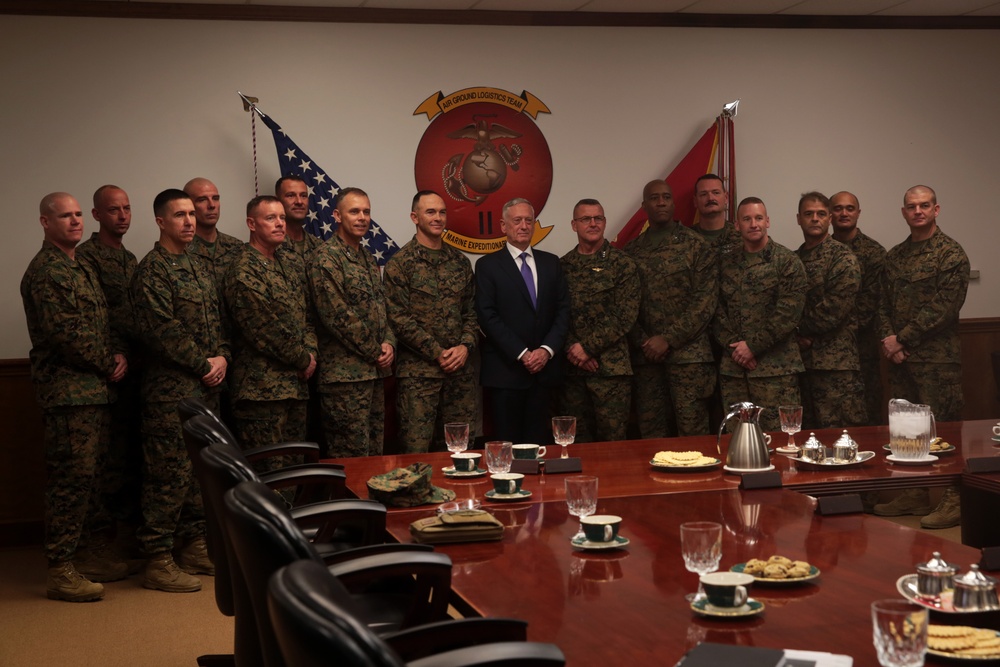 II MEF welcomes Secretary of Defense