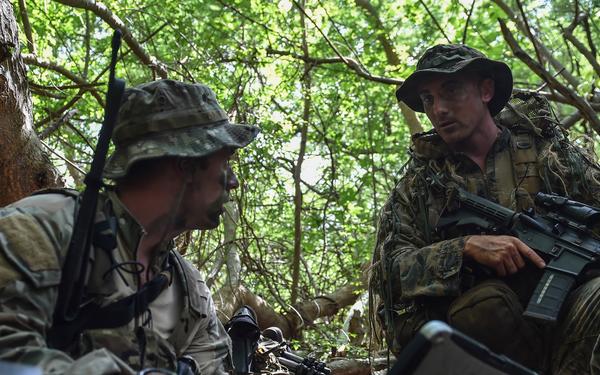 Recon Marines, Special Tactics groom joint ground leaders
