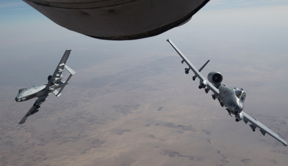 340th Expeditionary Air Refueling Squadron Detachment 1 refuels F-16's and A-10s