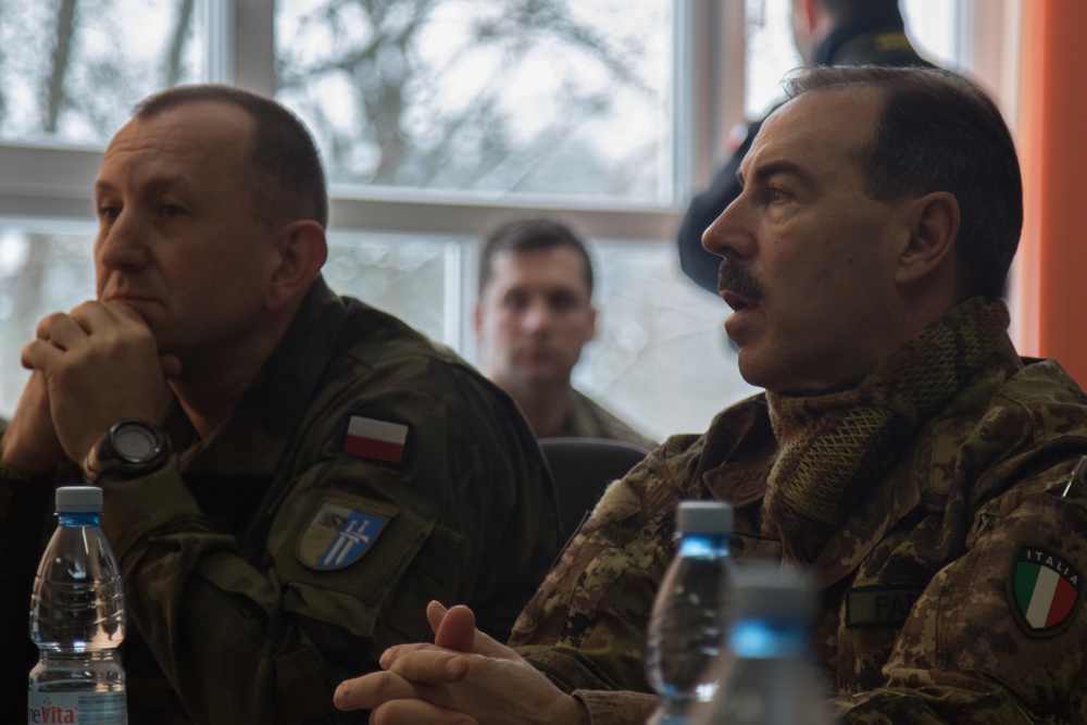 NATO JFC Commander visits Battle Group Poland
