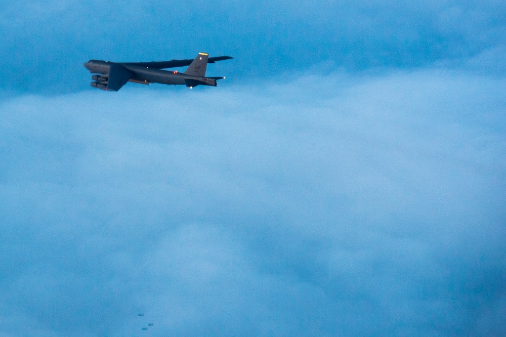 Deployed bombers train with allies in Baltics