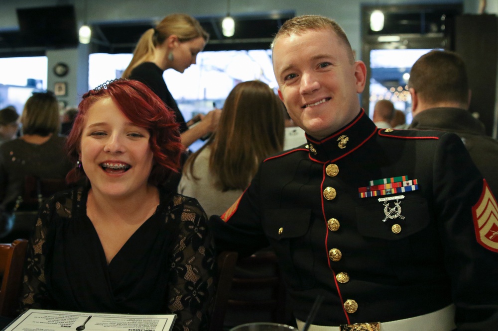 Marine recruiter steps in for a father daughter dance
