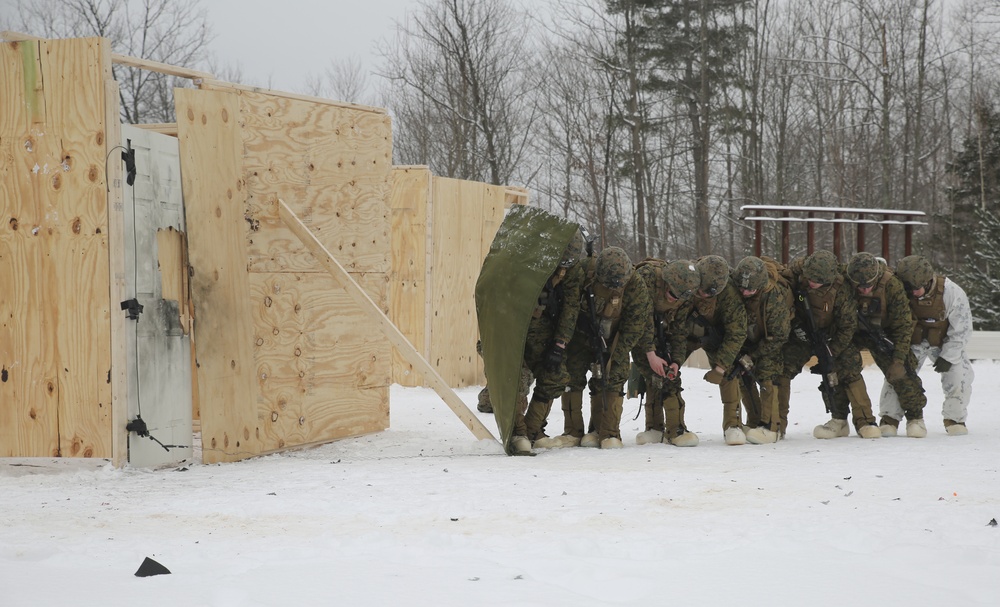 Reserve Marines test their limits in exercise Nordic Frost 18