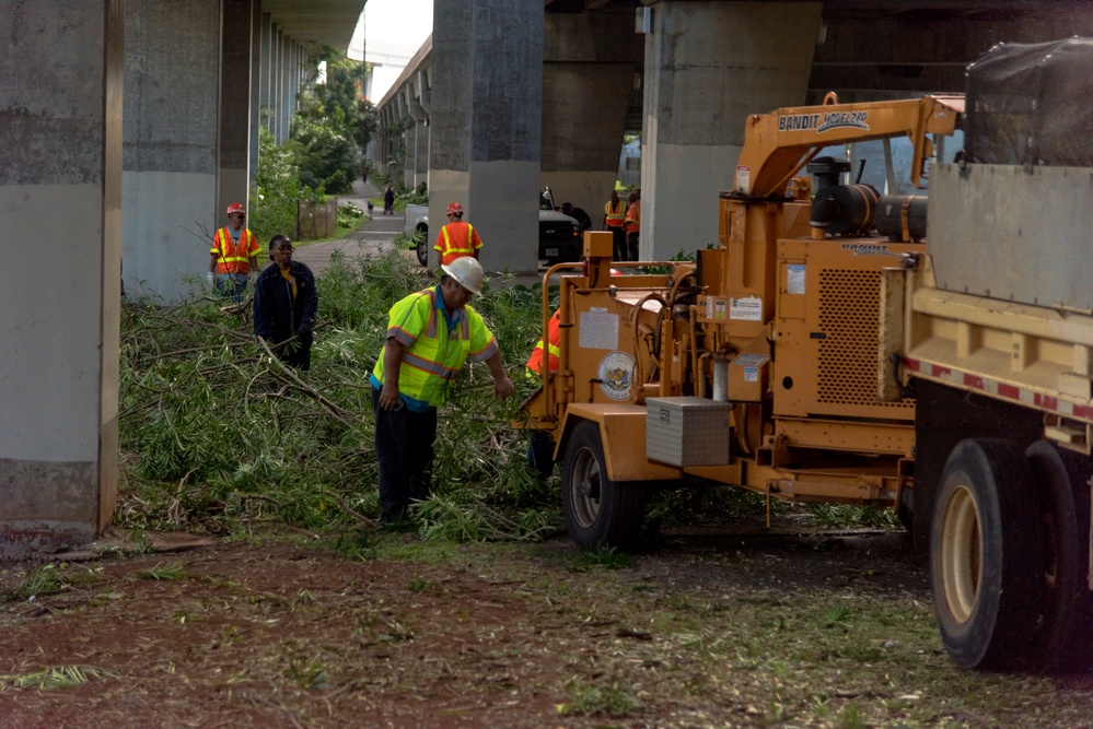 Hawaii servicemembers launch large scale clean-up