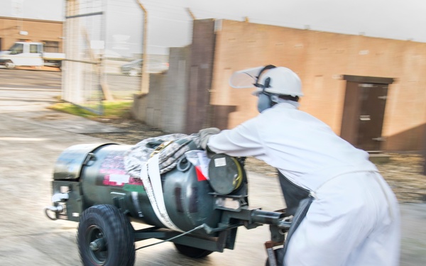 Airmen support strategic bomber deployment