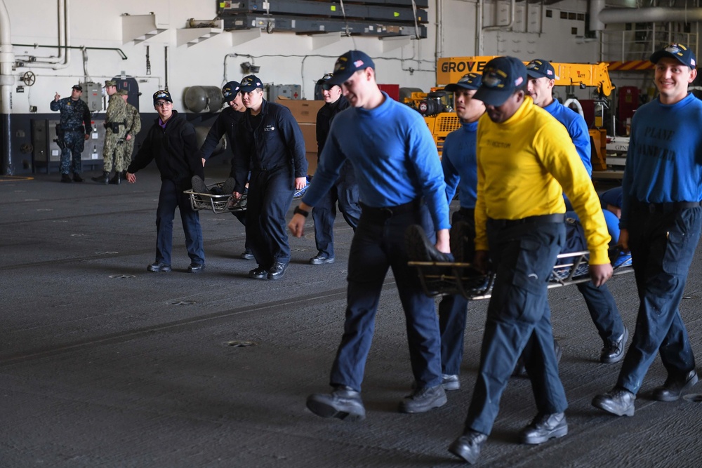Sailors conduct mass casualty drill