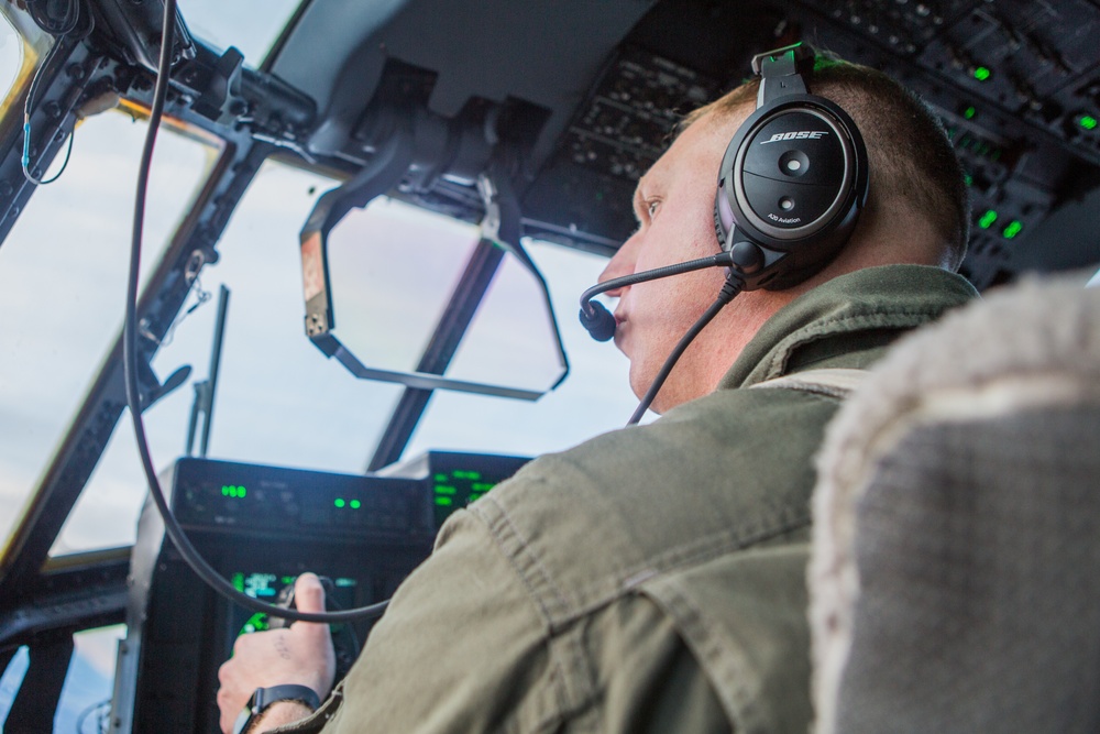 DVIDS - Images - VMGR-252 Practices Tactical Navigation skills [Image 6 ...