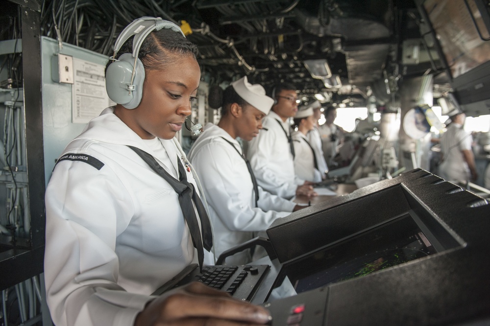 USS America Sailor mans radar system