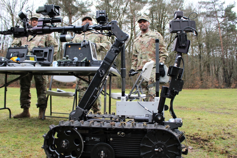 Active, Reserve Soldiers cough, sneeze and learn during CBRN training